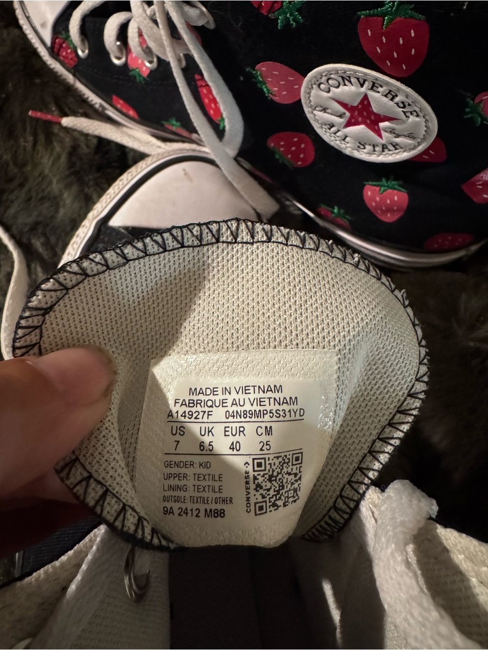 Converse Chuck Taylor All Star Strawberry Print High Top Sneakers ๐ - Picture 2 of 9